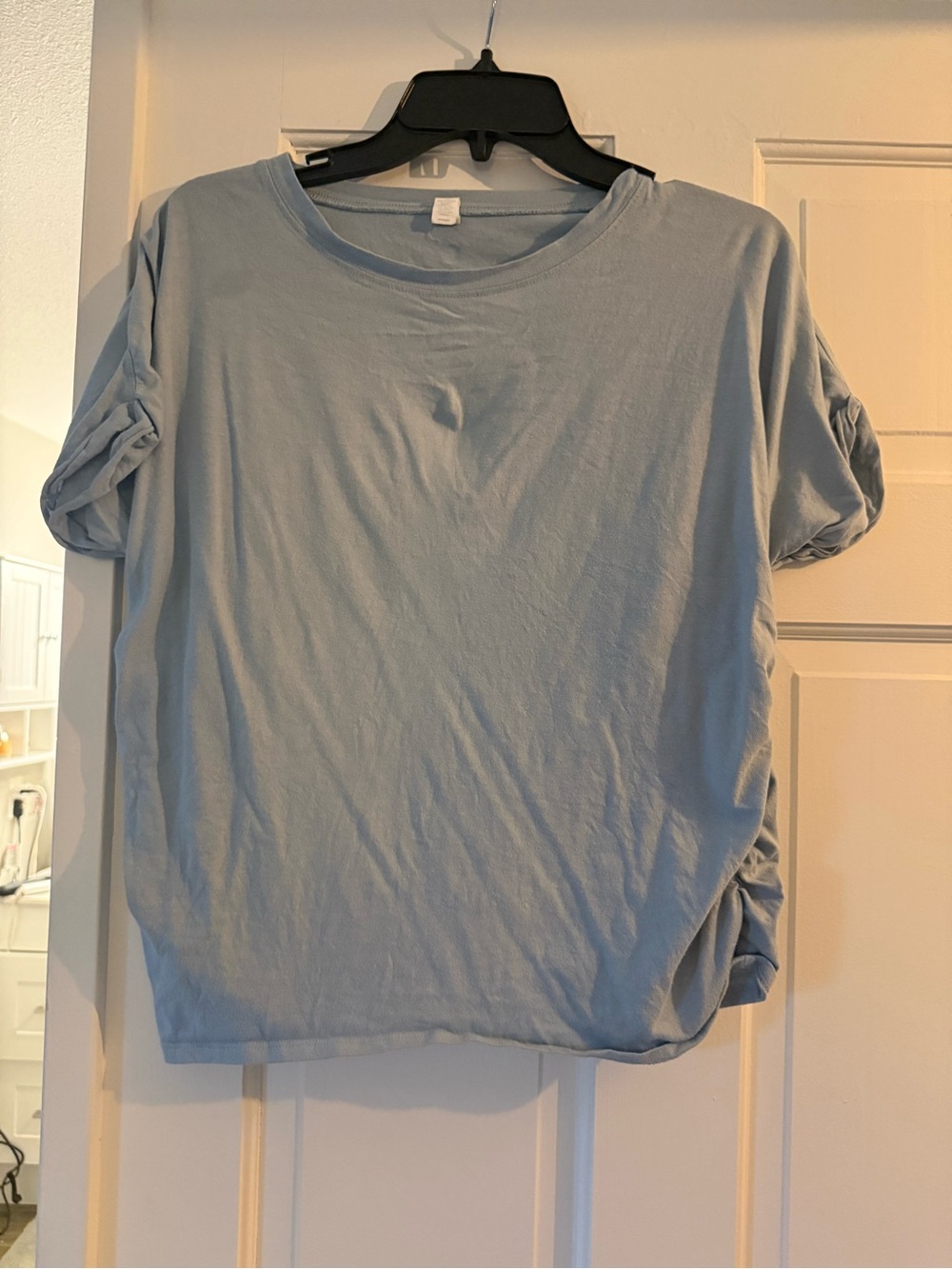 Like New Relaxed Light Blue Short Sleeve Top w Side Ruching, Sz M, fits like S - Picture 3 of 5